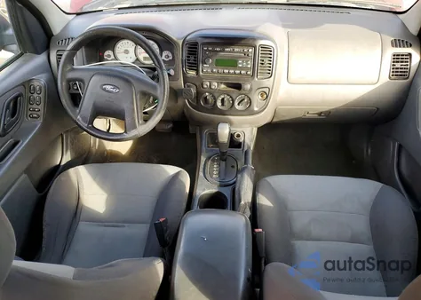 2006 Ford Escape Xls z USA, uszkodzony, nr VIN 1FMYU02ZX6KB88117